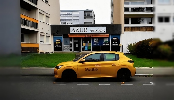 Voiture Peugeot 208 - Angers